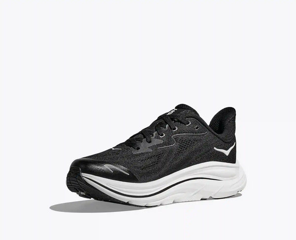 Clifton 10:Black / Carbon Black:3.5Y