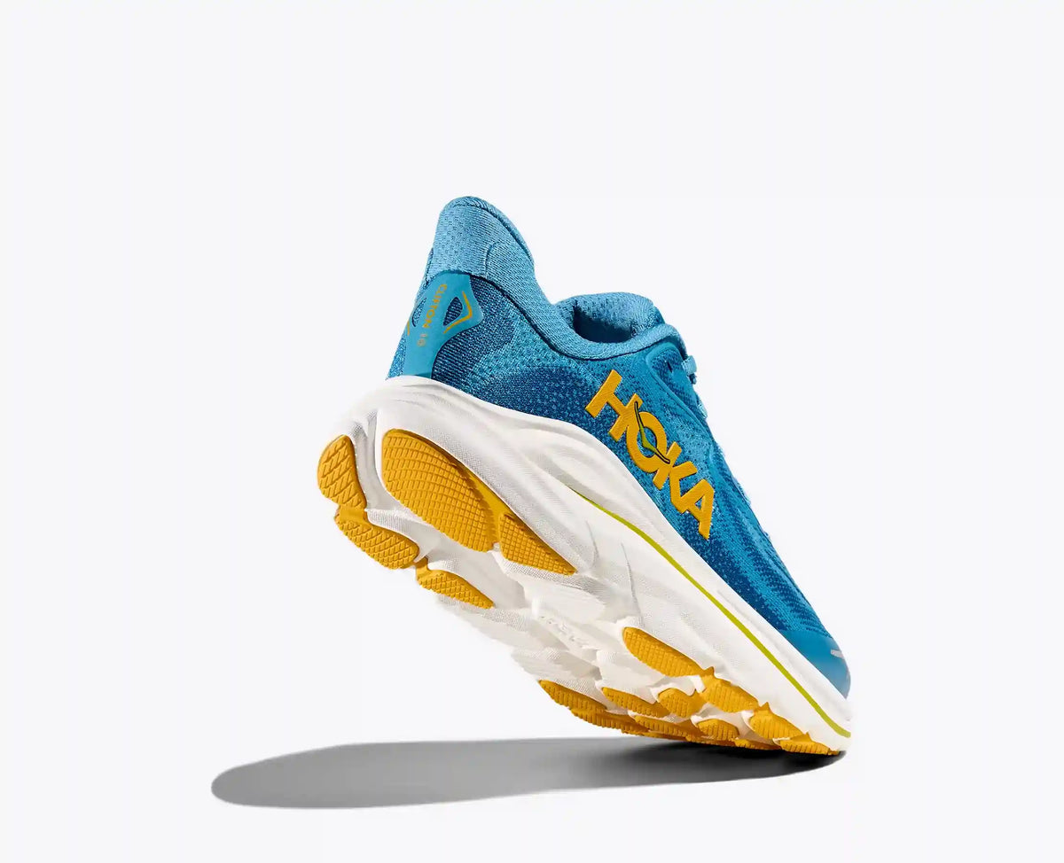 Clifton 10:Black / Carbon Black:3.5Y