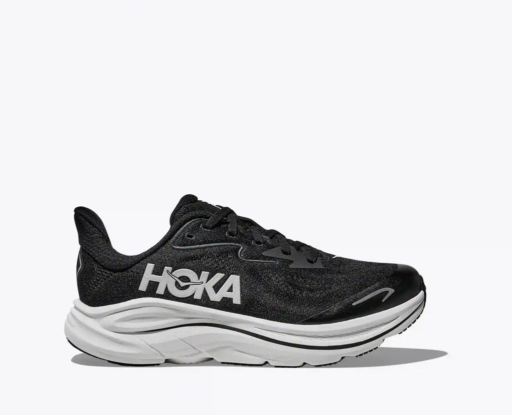 Clifton 10:Black / Carbon Black:3.5Y