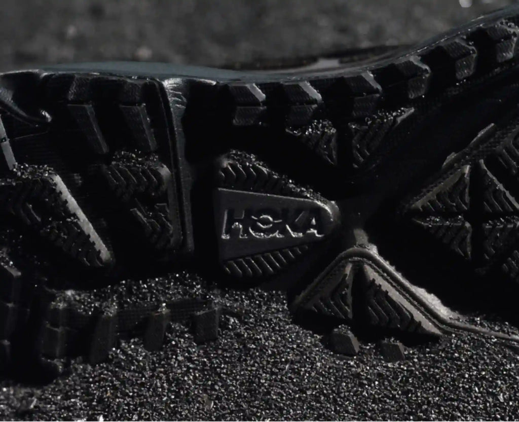 Stinson One7 + Dover Street Market:Black / Carbon Black:M4/W5