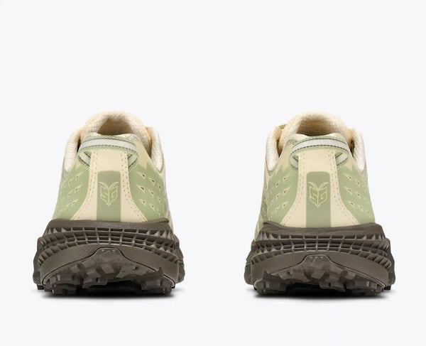 Stealth/Tech Speedgoat 2:Morning Dew / Cliff Grey:M4/W5