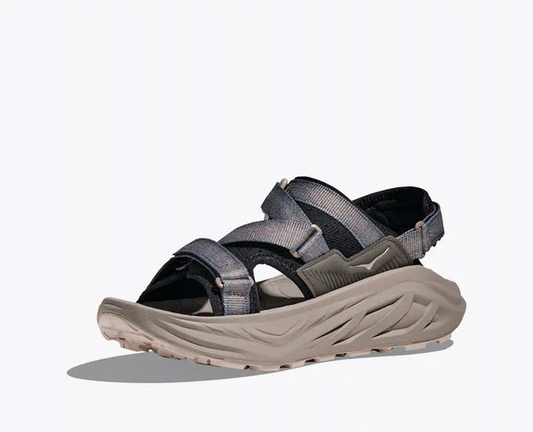 Infini Hike TC:Walnut / Date Syrup:7