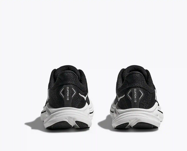 Clifton 10:Black / Carbon Black:3.5Y